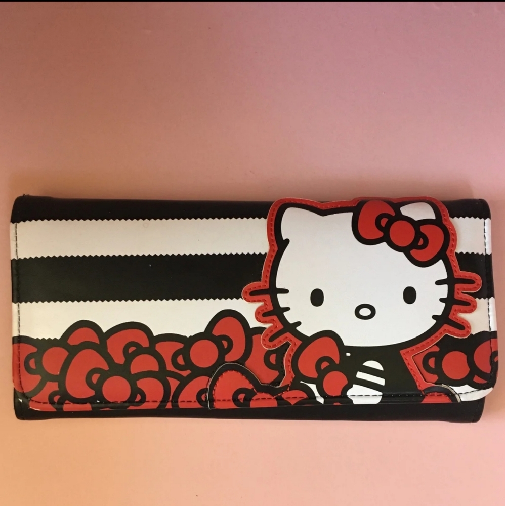 Hello Kitty Wallet